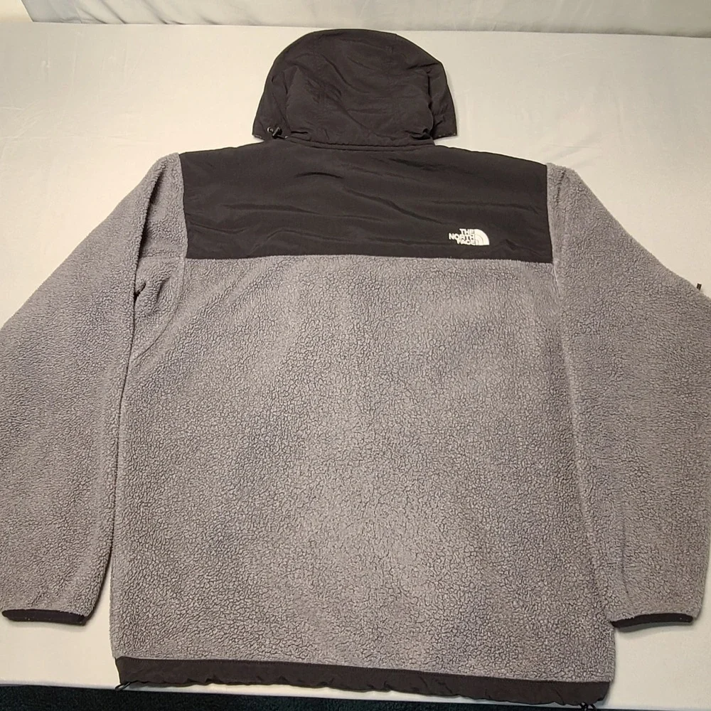 The North Face Denali 2 Hoodie Mens Large Grey Black Polartec Fleece Jacket T132
